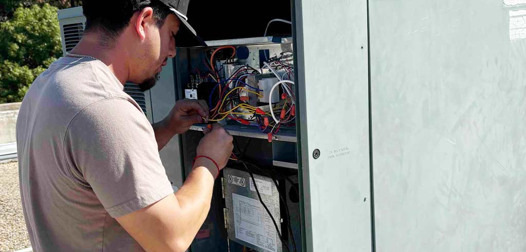 Commercial HVAC Maintenance Houston